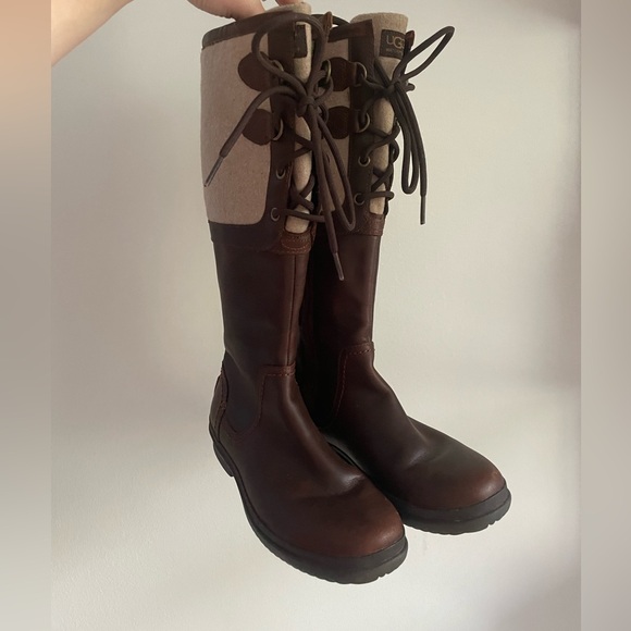 UGG Elsa Equestrian Knee High Boot in Brown Chestnut Leather Size 5 - Picture 3 of 10